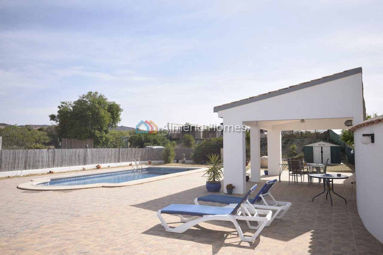 3 makuuhuone Huvila myytävänä paikassa Albox mukana uima-altaan - 294 995 € (Ref: 9749277)