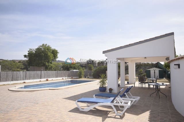 3 makuuhuone Huvila myytävänä paikassa Albox mukana uima-altaan - 294 995 € (Ref: 9749277)