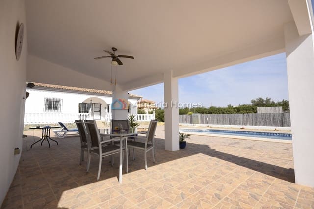 3 makuuhuone Huvila myytävänä paikassa Albox mukana uima-altaan - 294 995 € (Ref: 9749277)