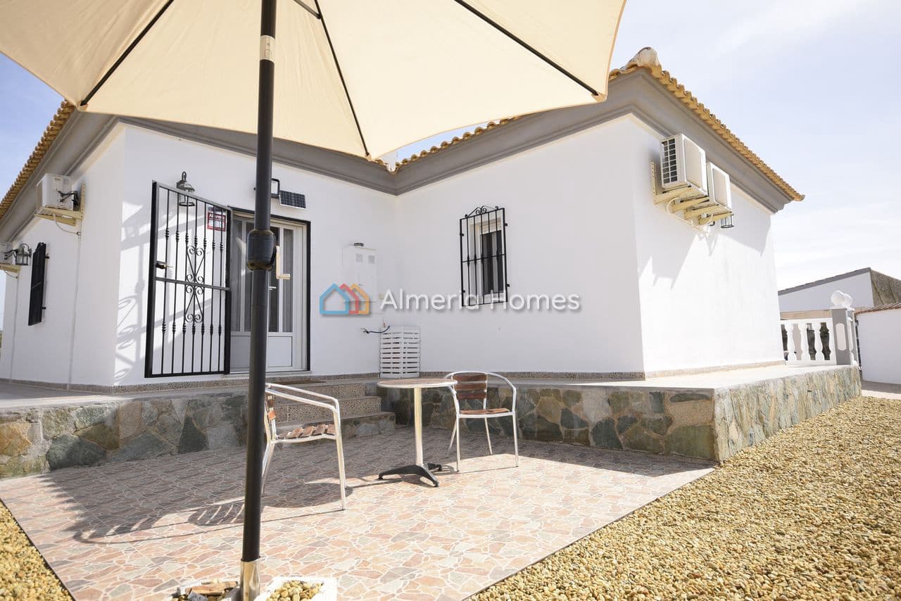 3 makuuhuone Huvila myytävänä paikassa Albox mukana uima-altaan - 294 995 € (Ref: 9749277)