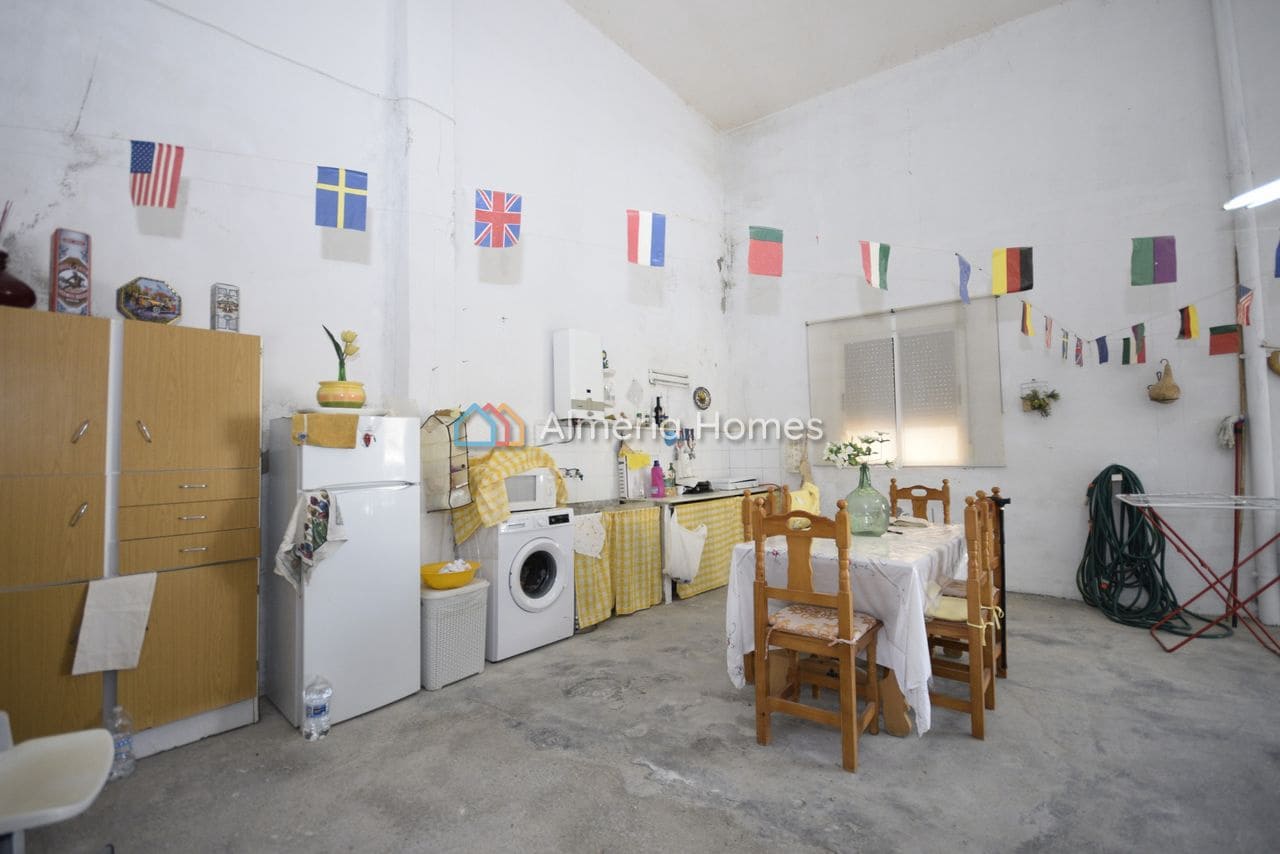 5 sypialnia Dom na sprzedaż w Lucar z basenem garażem - 149 995 € (Ref: 9759591)