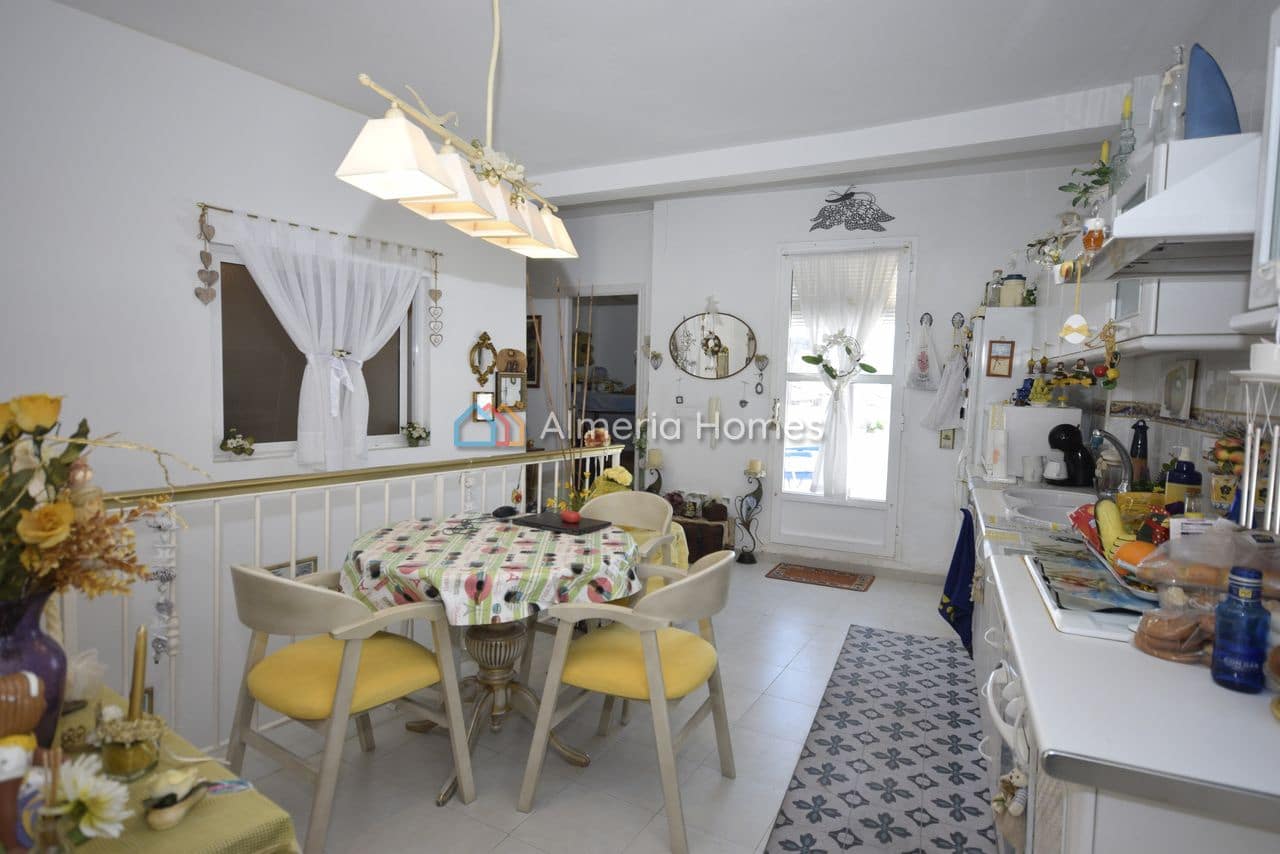 5 sypialnia Dom na sprzedaż w Lucar z basenem garażem - 149 995 € (Ref: 9759591)