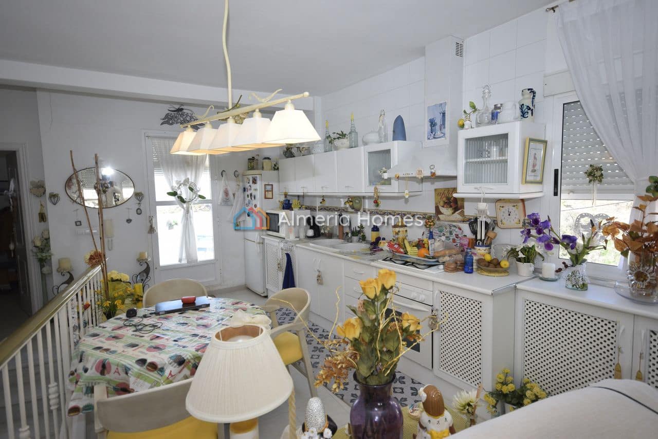 5 sypialnia Dom na sprzedaż w Lucar z basenem garażem - 149 995 € (Ref: 9759591)