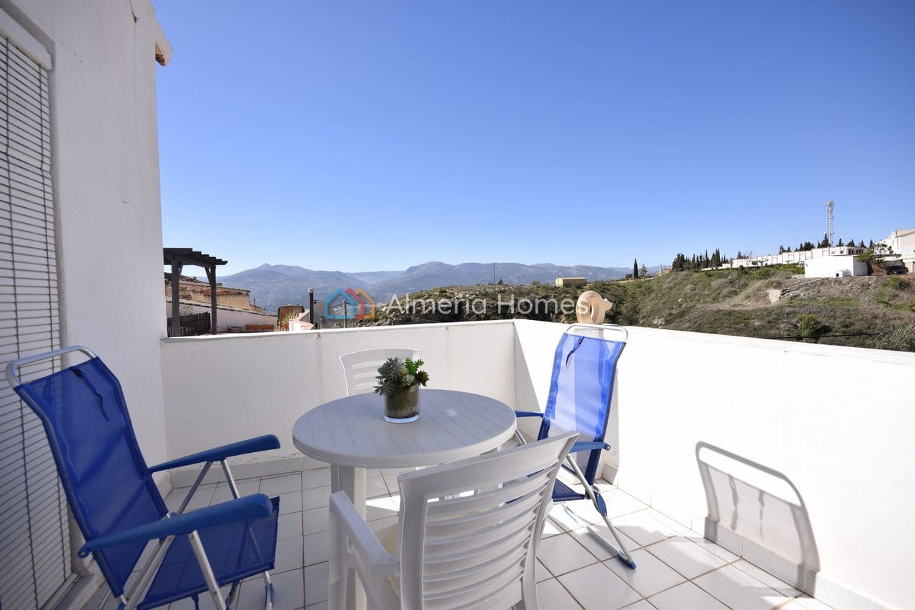 5 sypialnia Dom na sprzedaż w Lucar z basenem garażem - 149 995 € (Ref: 9759591)