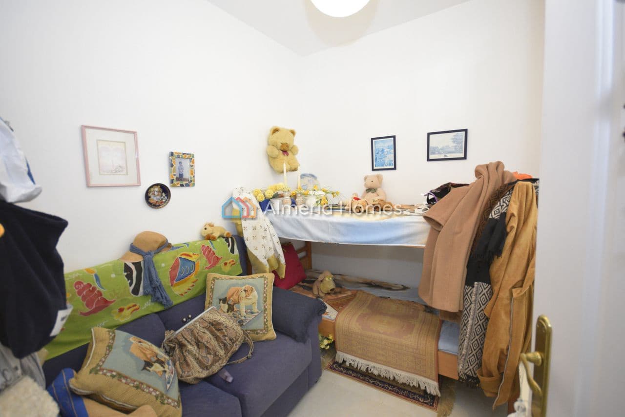 5 sypialnia Dom na sprzedaż w Lucar z basenem garażem - 149 995 € (Ref: 9759591)