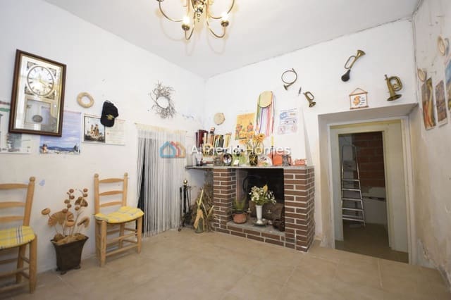 5 sypialnia Dom na sprzedaż w Lúcar z basenem garażem - 149 995 € (Ref: 9759591)