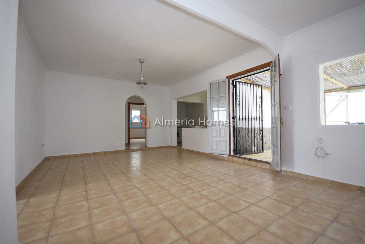 4 bedroom Villa for sale in Albox with pool garage - € 249,000 (Ref: 9761257)