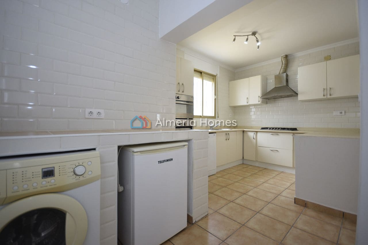 4 bedroom Villa for sale in Albox with pool garage - € 249,000 (Ref: 9761257)