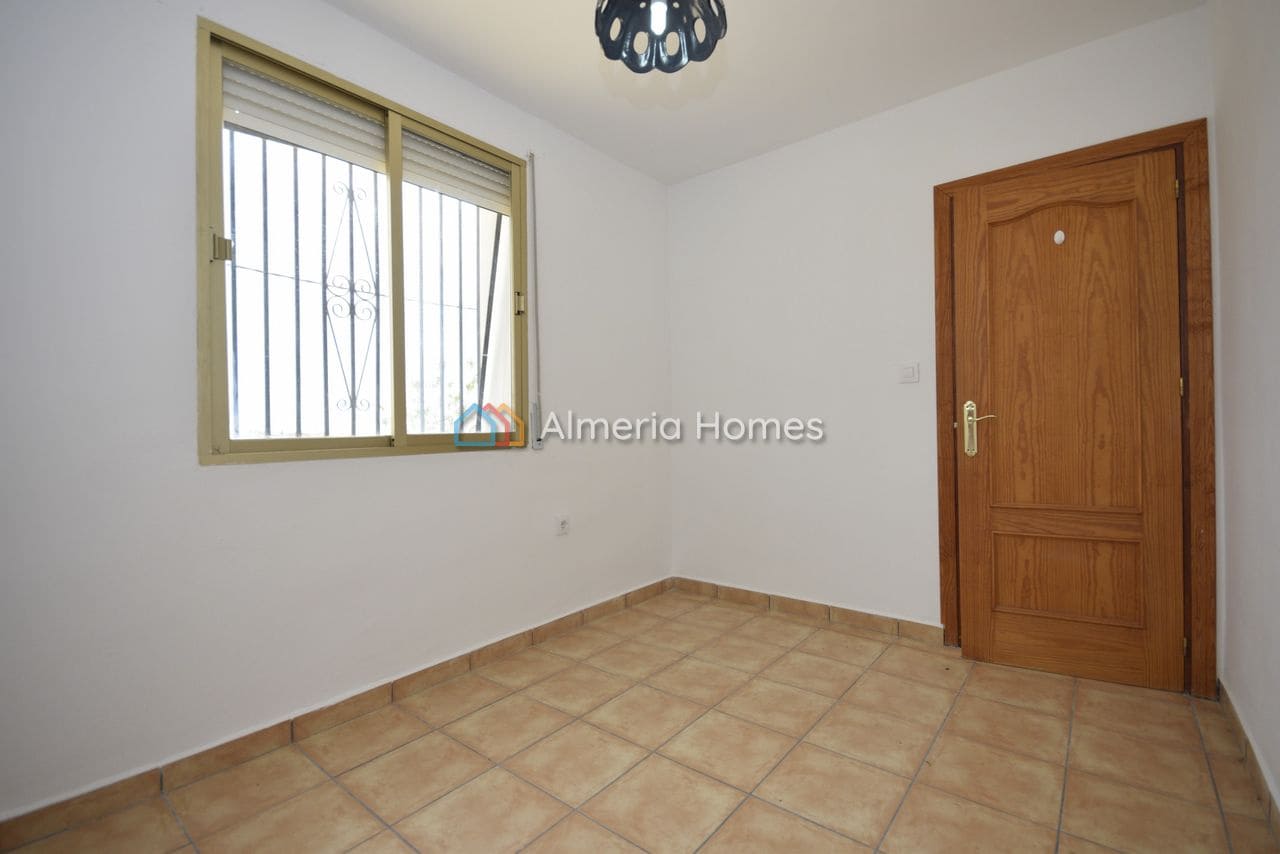 4 bedroom Villa for sale in Albox with pool garage - € 249,000 (Ref: 9761257)