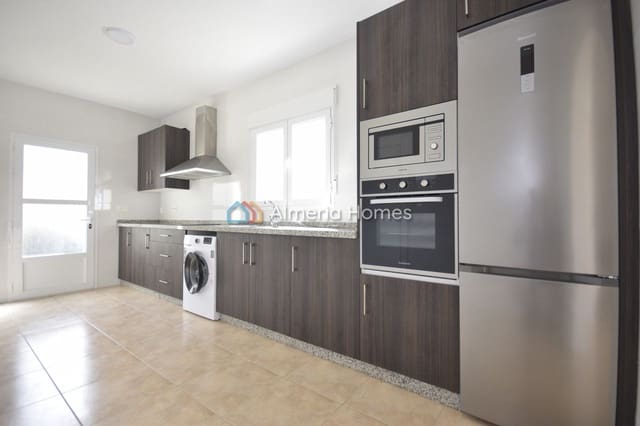 3 slaapkamer Villa te koop in Sorbas - € 139.000 (Ref: 9769919)