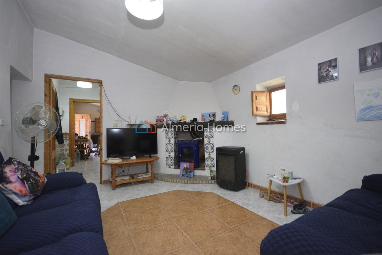 6 soverom Finca/Herregård til salgs i Albox med garasje - € 99 995 (Ref: 9777080)