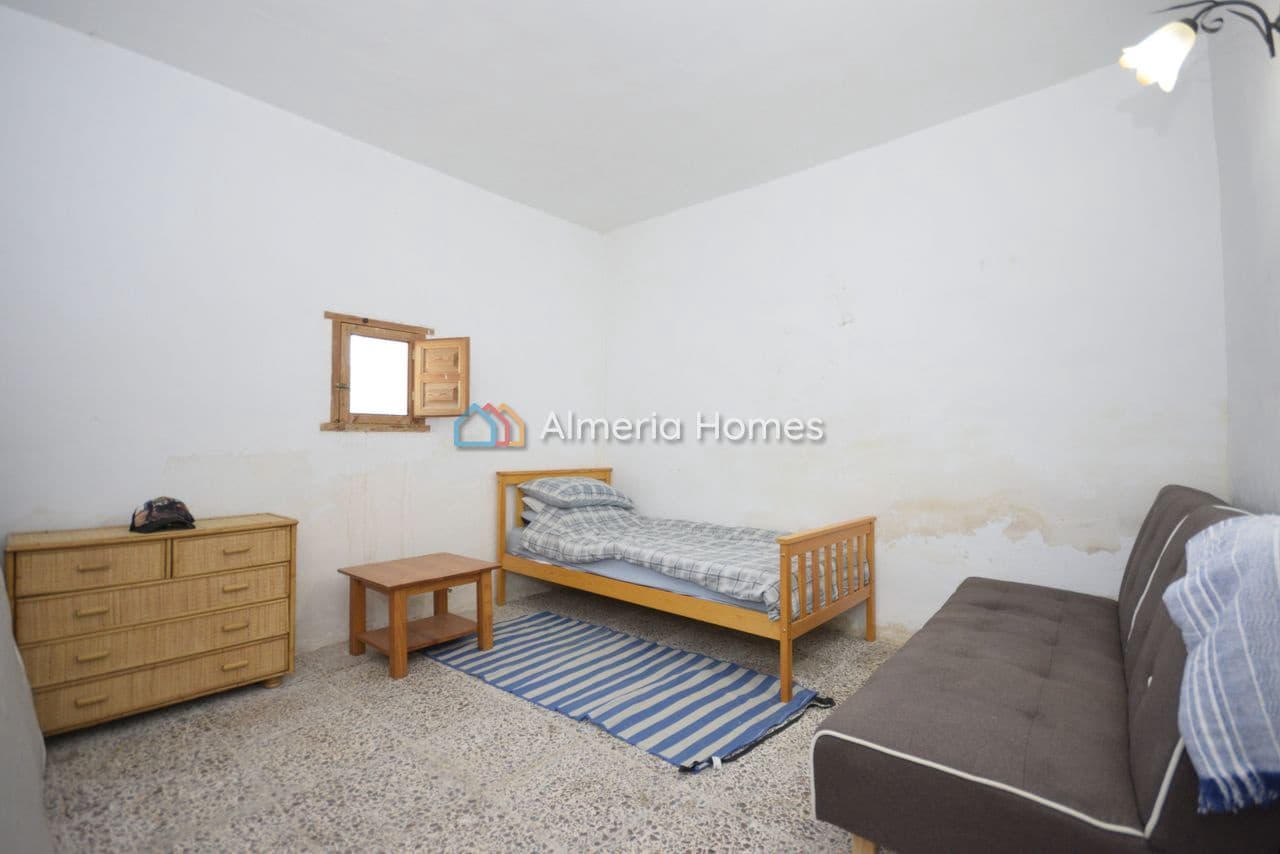 6 soverom Finca/Herregård til salgs i Albox med garasje - € 99 995 (Ref: 9777080)