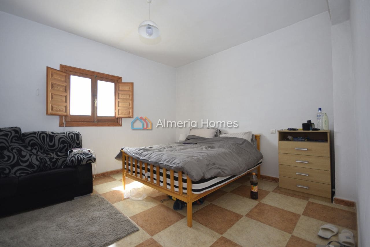 6 soverom Finca/Herregård til salgs i Albox med garasje - € 99 995 (Ref: 9777080)