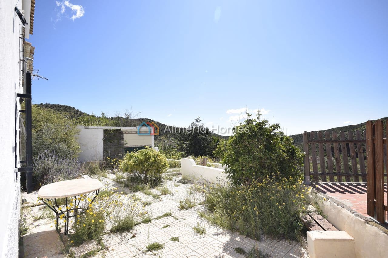 6 soverom Finca/Herregård til salgs i Albox med garasje - € 99 995 (Ref: 9777080)