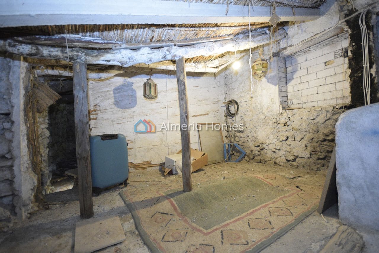 3 bedroom Finca/Country House for sale in Oria with garage - € 129,950 (Ref: 9778822)