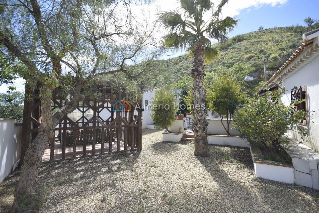 3 bedroom Finca/Country House for sale in Oria with garage - € 129,950 (Ref: 9778822)