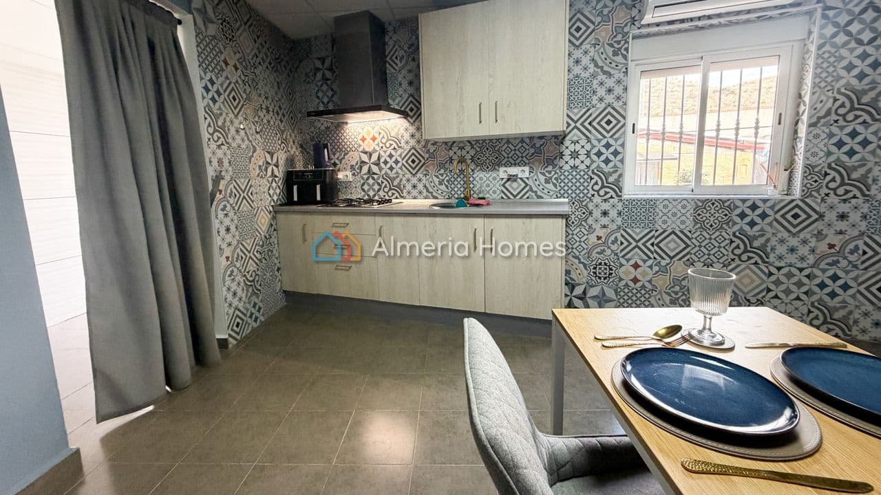 3 slaapkamer Villa te koop in Albox met zwembad garage - € 210.000 (Ref: 9789534)