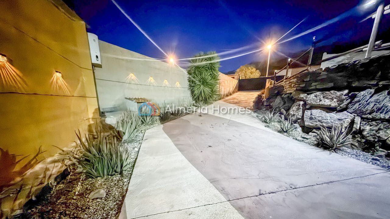 3 slaapkamer Villa te koop in Albox met zwembad garage - € 210.000 (Ref: 9789534)