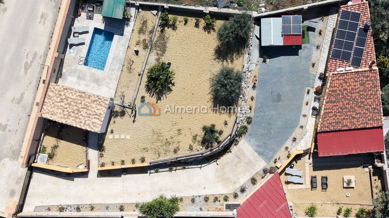 3 slaapkamer Villa te koop in Albox met zwembad garage - € 210.000 (Ref: 9789534)