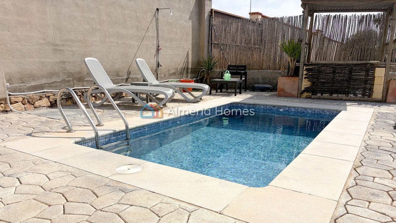 3 slaapkamer Villa te koop in Albox met zwembad garage - € 210.000 (Ref: 9789534)