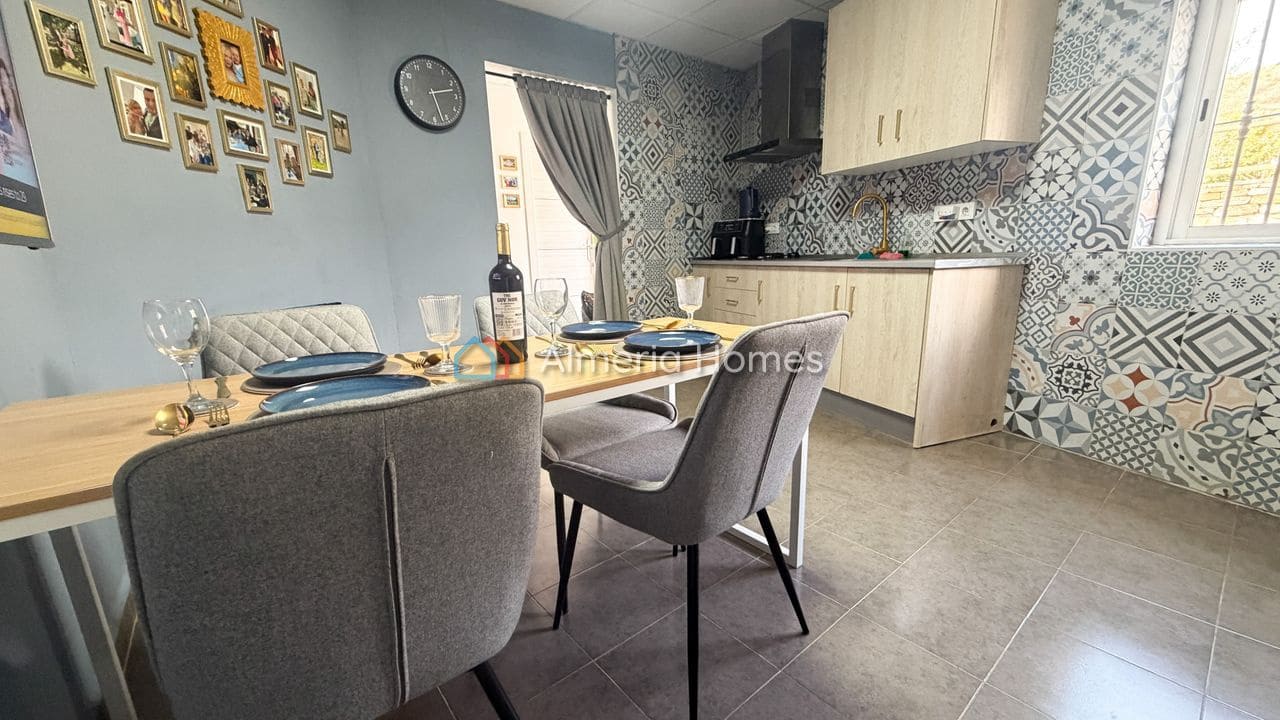 3 slaapkamer Villa te koop in Albox met zwembad garage - € 210.000 (Ref: 9789534)