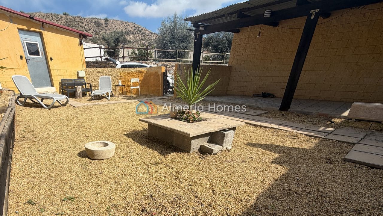 3 slaapkamer Villa te koop in Albox met zwembad garage - € 210.000 (Ref: 9789534)