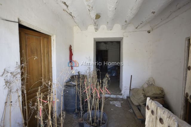4 slaapkamer Finca/Landhuis te koop in Oria met garage - € 74.995 (Ref: 9793583)