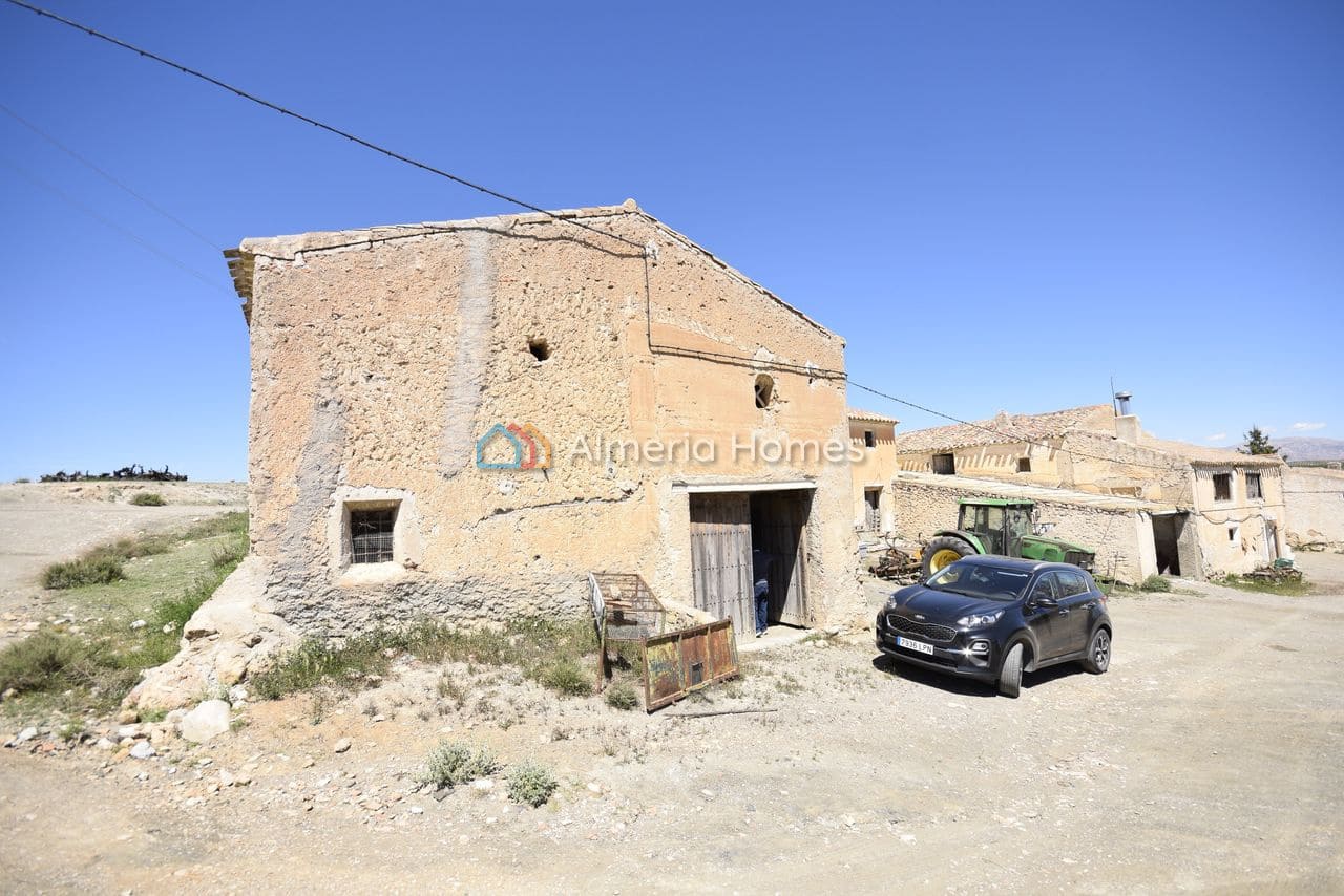 4 slaapkamer Finca/Landhuis te koop in Oria met garage - € 74.995 (Ref: 9793583)