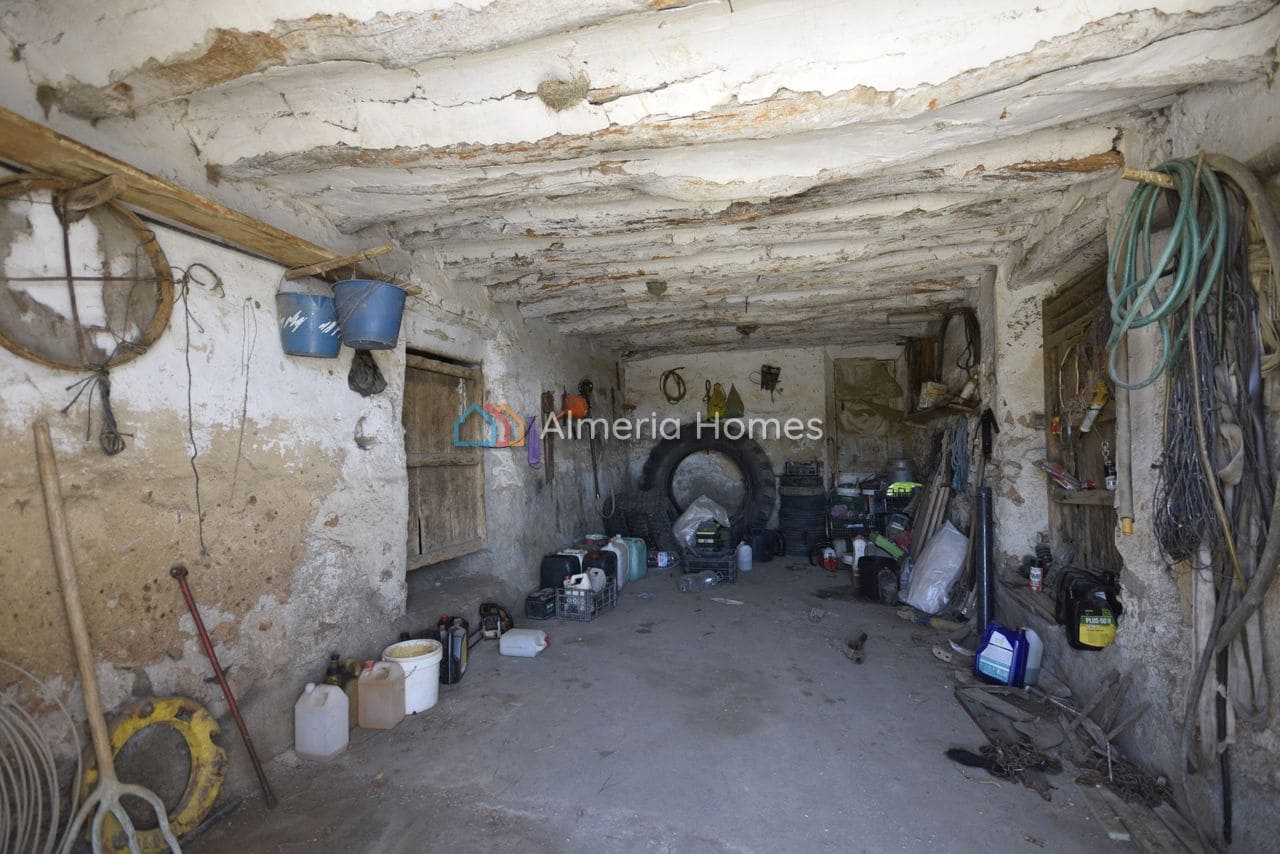 4 slaapkamer Finca/Landhuis te koop in Oria met garage - € 74.995 (Ref: 9793583)