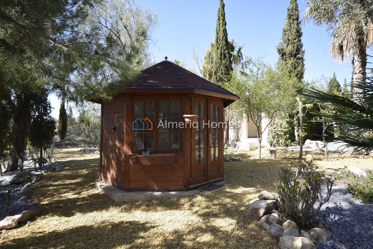 Chalet de 3 habitaciones en Partaloa en venta con piscina garaje - 349.950 € (Ref: 9804939)