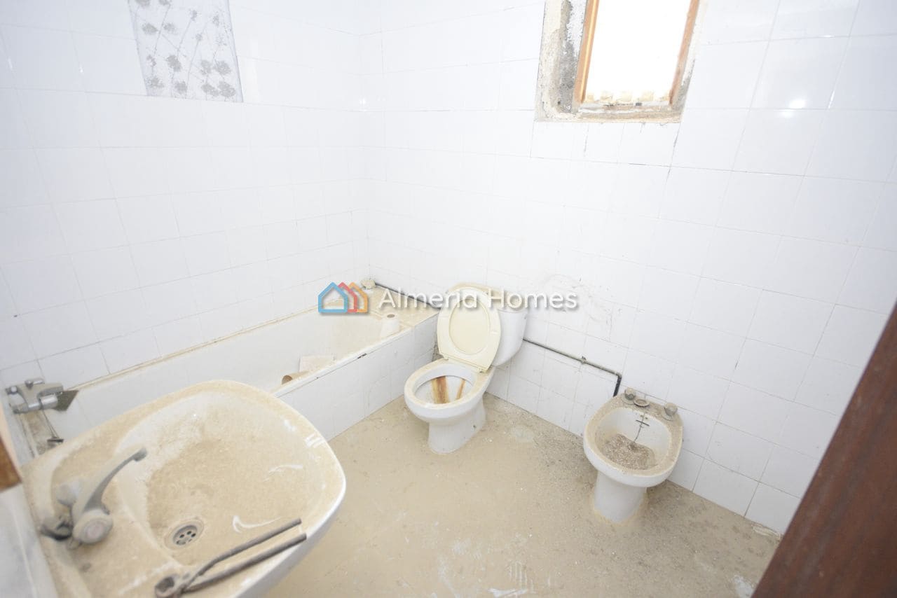 4 makuuhuone Omakotitalo myytävänä paikassa Partaloa - 35 000 € (Ref: 9807108)