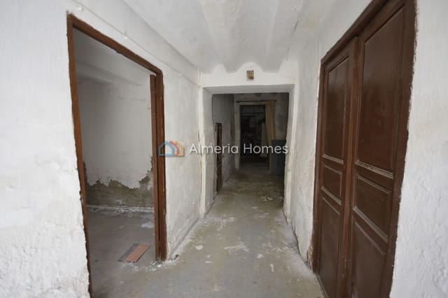 4 makuuhuone Omakotitalo myytävänä paikassa Partaloa - 35 000 € (Ref: 9807108)