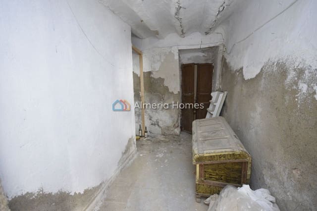 4 makuuhuone Omakotitalo myytävänä paikassa Partaloa - 35 000 € (Ref: 9807108)