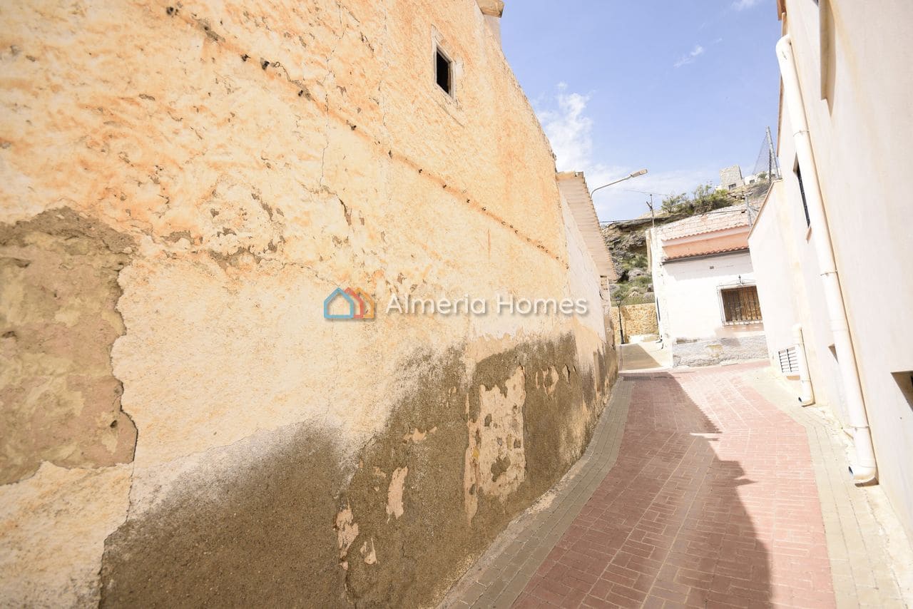 4 makuuhuone Omakotitalo myytävänä paikassa Partaloa - 35 000 € (Ref: 9807108)