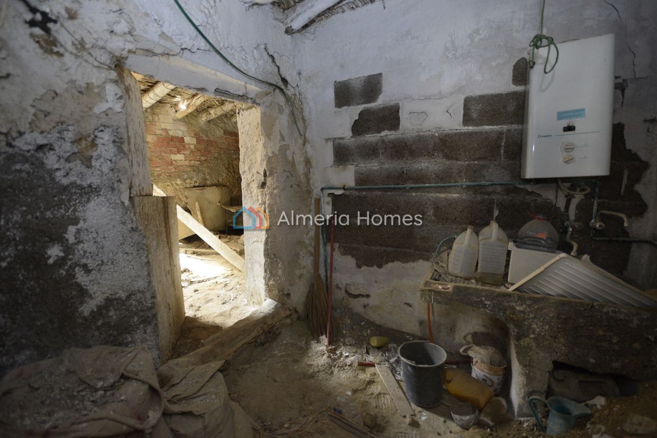 4 makuuhuone Omakotitalo myytävänä paikassa Partaloa - 35 000 € (Ref: 9807108)