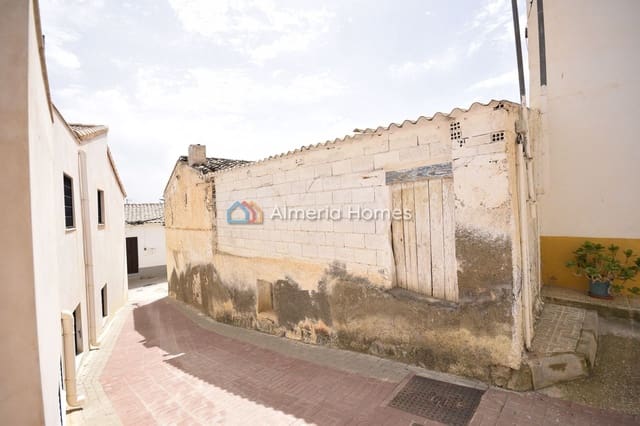 4 makuuhuone Omakotitalo myytävänä paikassa Partaloa - 35 000 € (Ref: 9807108)