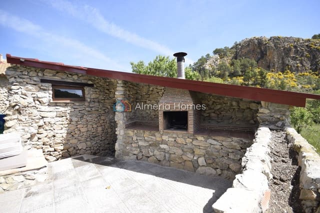 3 soverom Finca/Herregård til salgs i Oria med garasje - € 124 995 (Ref: 9819288)