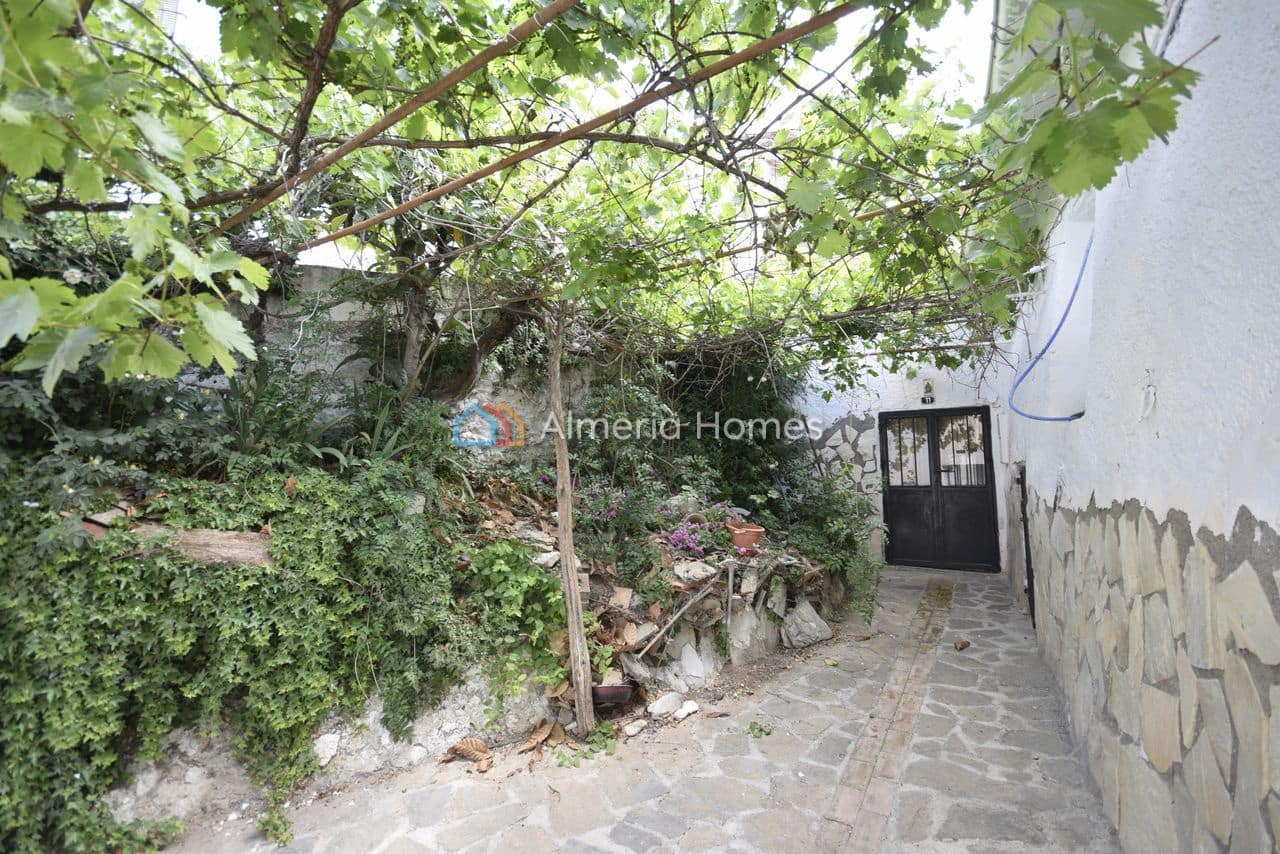 7 bedroom Townhouse for sale in Tahal - € 59,995 (Ref: 9832711)