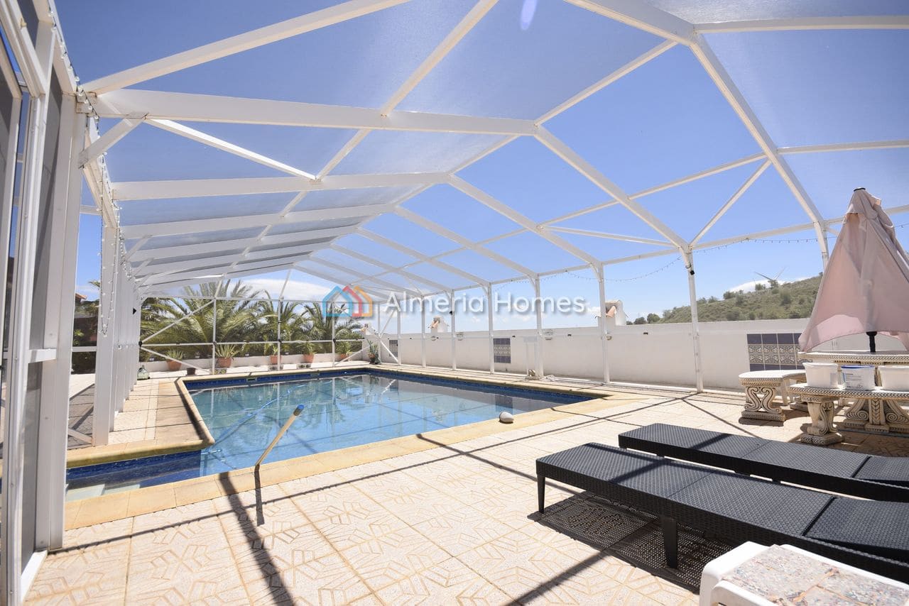 4 bedroom Villa for sale in Velez-Rubio with pool garage - € 349,000 (Ref: 9832843)