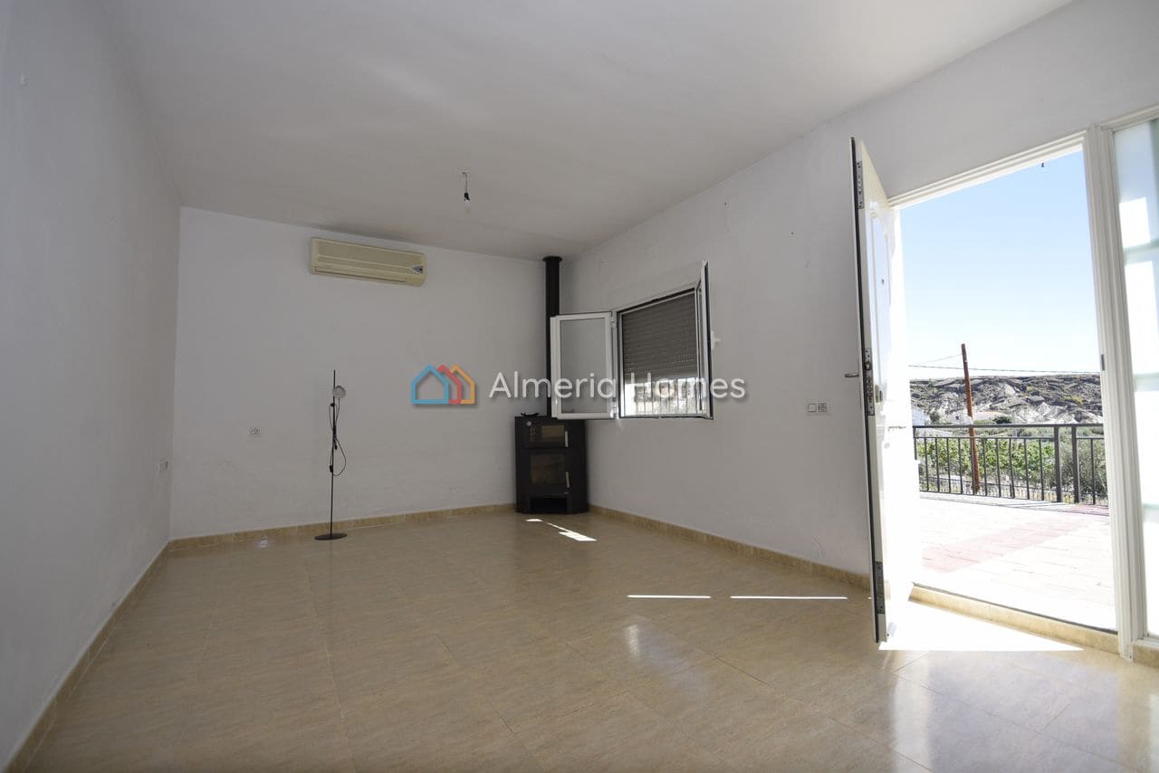 5 soverom Villa til salgs i Partaloa med garasje - € 90 000 (Ref: 9838364)