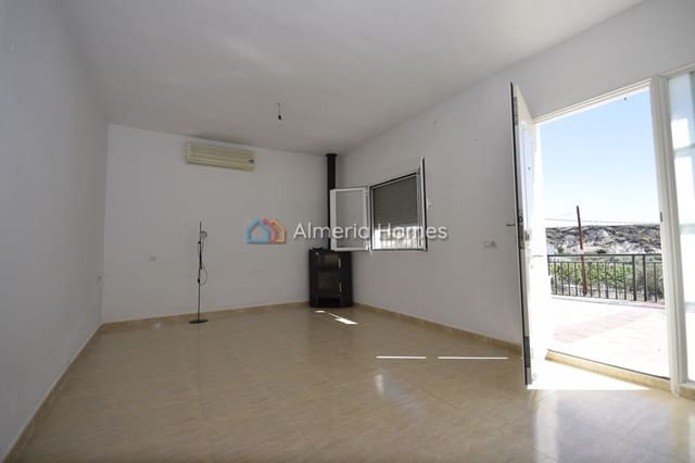 5 quarto Moradia para venda em Partaloa com garagem - 90 000 € (Ref: 9838364)