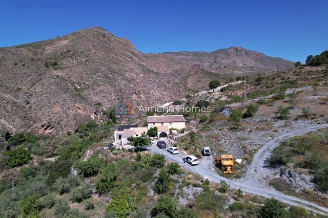 3 quarto Quinta/Casa Rural para venda em Oria com garagem - 164 995 € (Ref: 9838365)