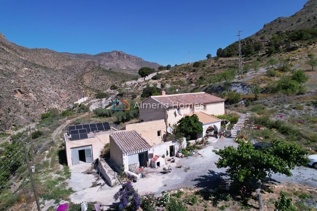 3 quarto Quinta/Casa Rural para venda em Oria com garagem - 164 995 € (Ref: 9838365)