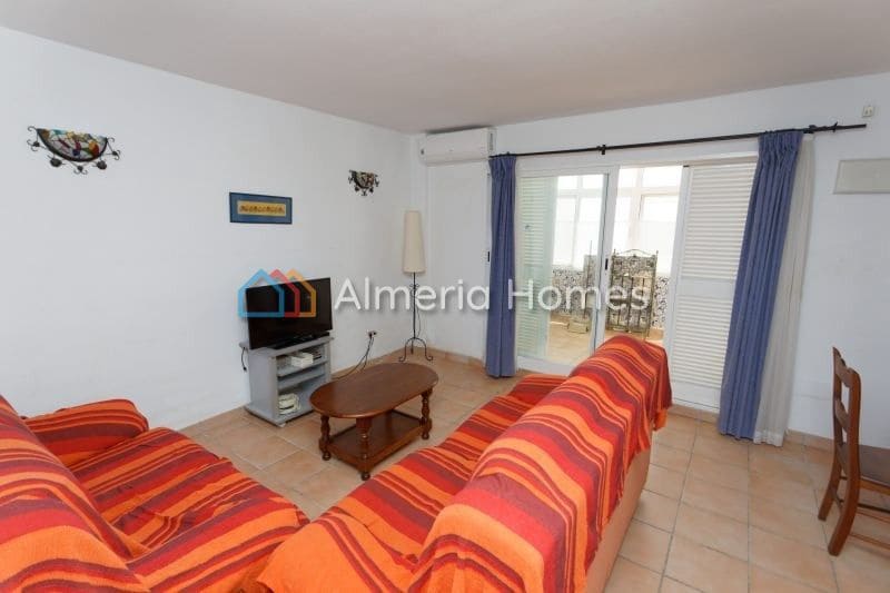 2 soverom Leilighet til salgs i Mojacar med svømmebasseng garasje - € 160 000 (Ref: 9852074)