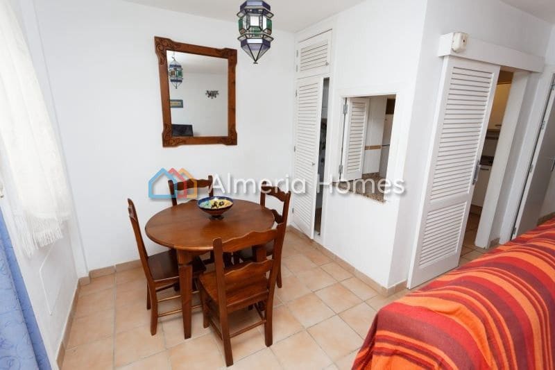 2 soverom Leilighet til salgs i Mojacar med svømmebasseng garasje - € 160 000 (Ref: 9852074)