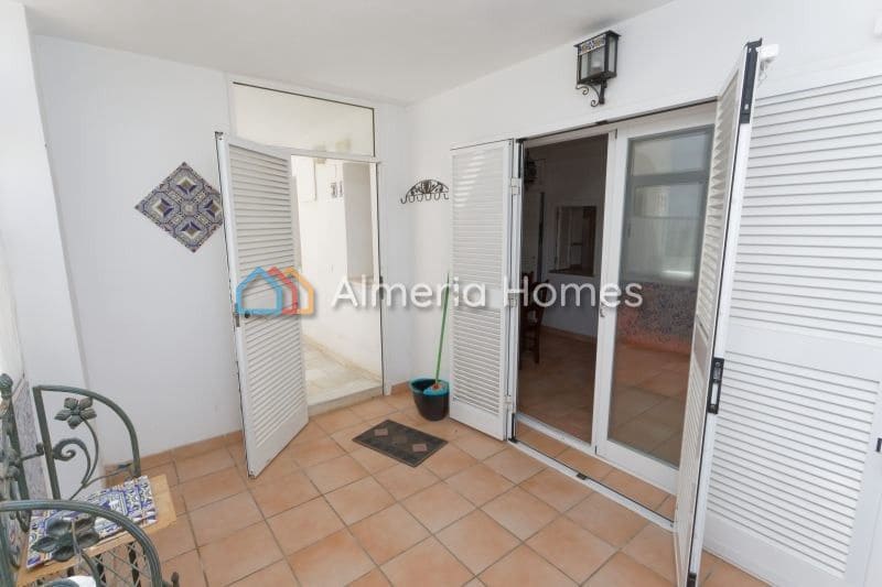 2 soverom Leilighet til salgs i Mojacar med svømmebasseng garasje - € 160 000 (Ref: 9852074)