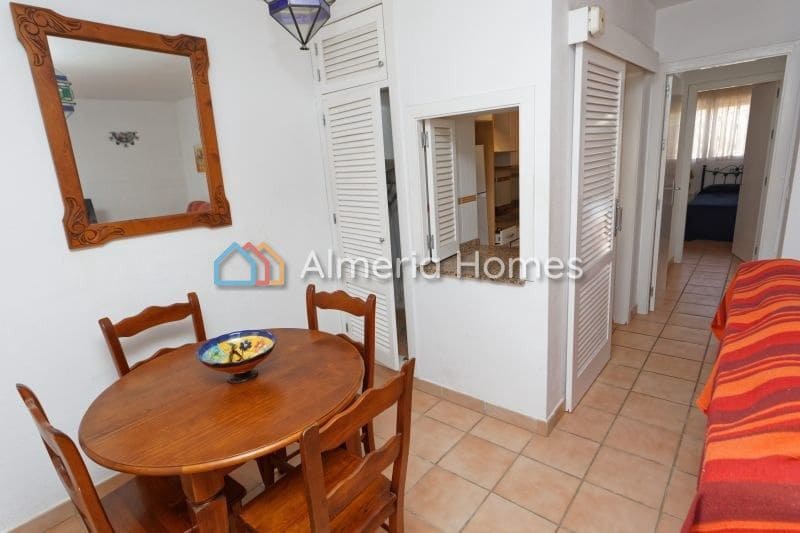 2 soverom Leilighet til salgs i Mojacar med svømmebasseng garasje - € 160 000 (Ref: 9852074)