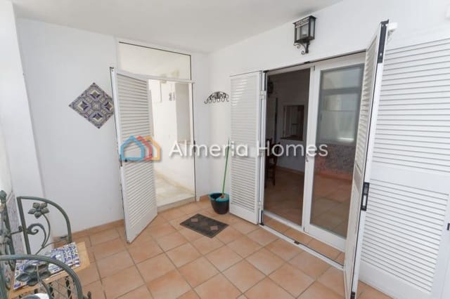 2 soverom Leilighet til salgs i Mojácar med svømmebasseng garasje - € 160 000 (Ref: 9852074)