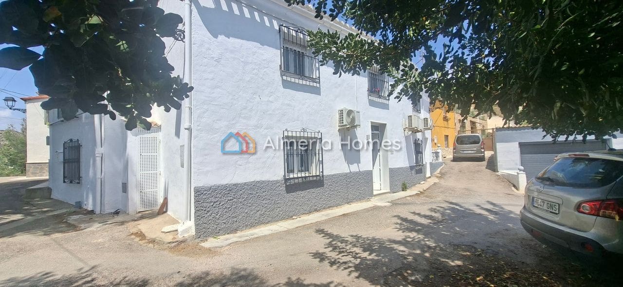 4 slaapkamer Finca/Landhuis te koop in Arboleas met garage - € 264.995 (Ref: 9862426)