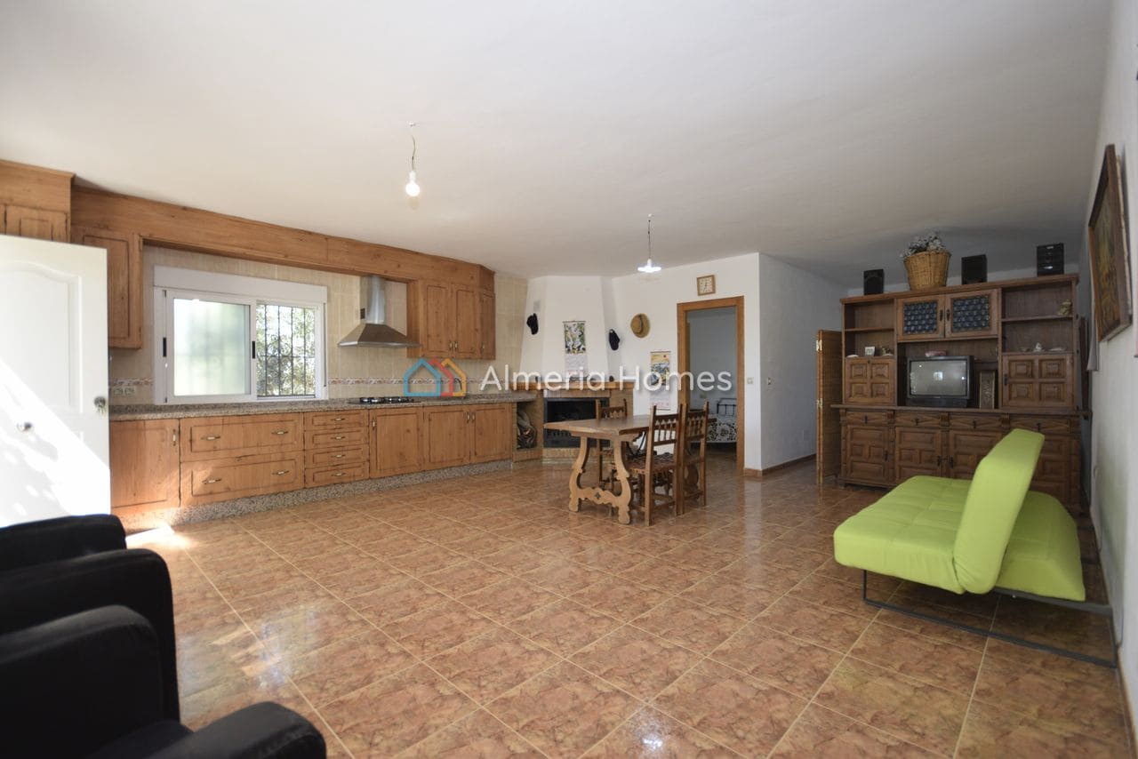 2 makuuhuone Maalaistalo myytävänä paikassa Oria mukana 
autotalli - 112 000 € (Ref: 9863613)